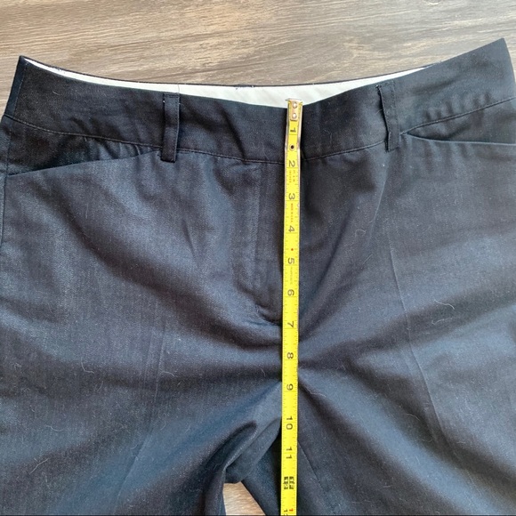 Black Cropped Pants Size 6 - Picture 6 of 7